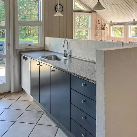 Hindbaervangen Xii *