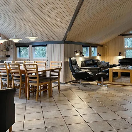 Hindbaervangen Xii Oksbøl